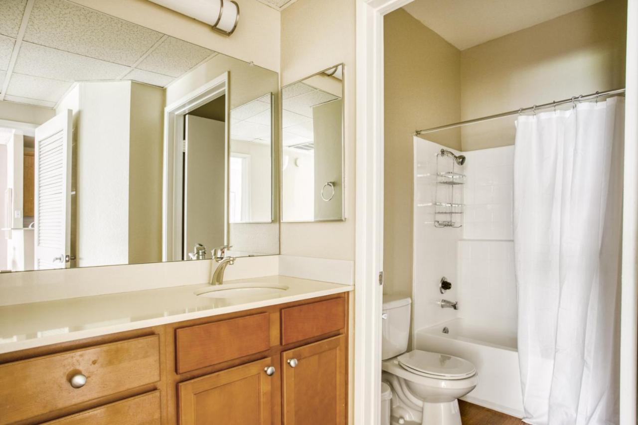 Apartment 1br W Gym Pool Wd Nr Olive Ave Lax-885 Burbank